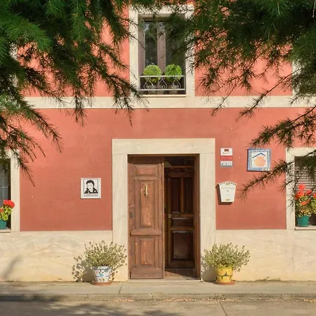 Lamorena *